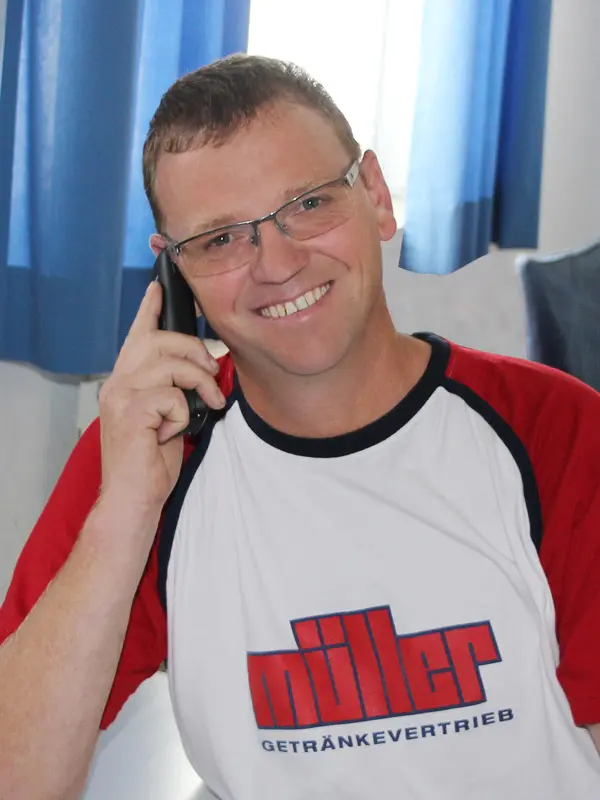 content-uber-uns-ansprechpartner-stefan-riegger